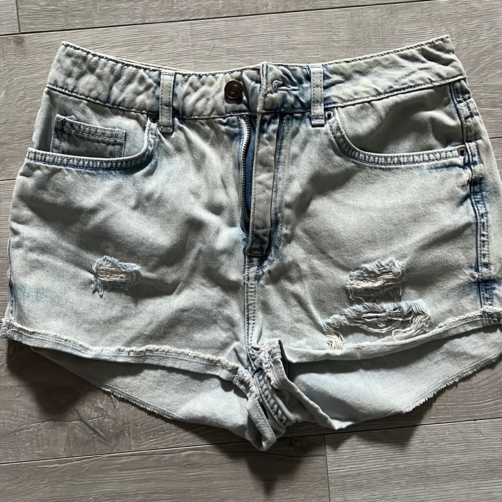 TOP SHOP DENIM SHORTS